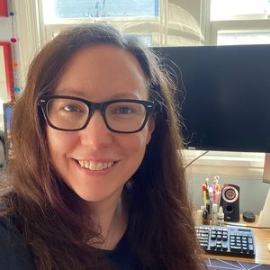 Meet your Posher, Caroline